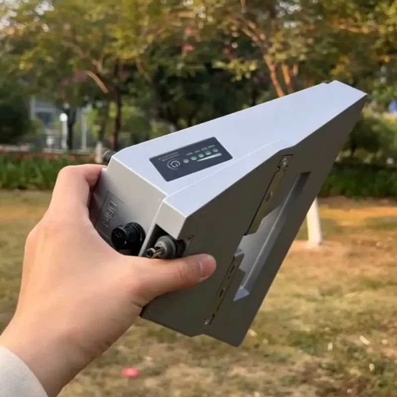 스타링크 미니 야외 사용을 위한 200Wh 클립온 배터리 팩